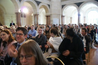 Auch das Publikum in München fordert mehr Transparenz. Foto: Annika Althoff
